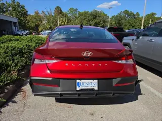 Hyundai ELANTRA 2026 SE 4dr Sedán
