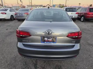 Volkswagen Jetta 2016