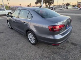 Volkswagen Jetta 2016
