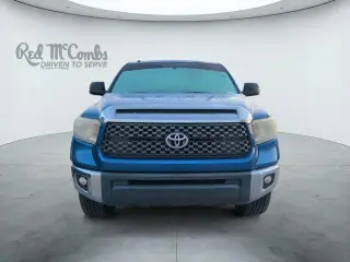 Toyota Tundra 2016 4x4 SR5 4dr CrewMax Cab Pickup SB (5.7L V8 FFV)