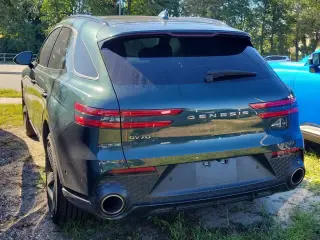 Genesis GV70 2022 AWD 3.5T Sport 4dr SUV