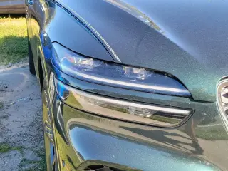 Genesis GV70 2022 AWD 3.5T Sport 4dr SUV