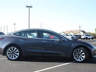 Tesla Model 3 2018 AWD de Largo Alcance 4puertas Fastback