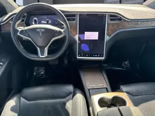 Tesla Model X 2017 AWD 90D SUV 4p