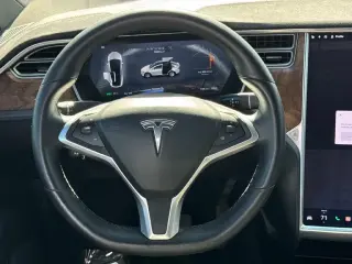 Tesla Model X 2017 AWD 90D SUV 4p