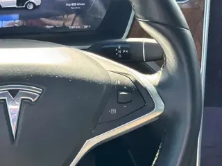 Tesla Model X 2017 AWD 90D SUV 4p