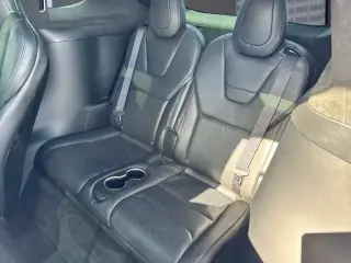 Tesla Model X 2017 AWD 90D SUV 4p