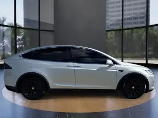 Tesla Model X 2017 AWD 90D SUV 4p