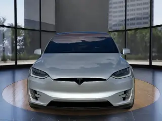 Tesla Model X 2017 AWD 90D SUV 4p