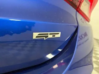 Kia K5 2023 GT 4dr Sedán