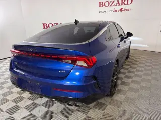 Kia K5 2023 GT 4dr Sedán
