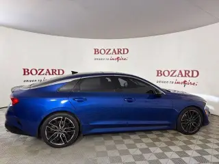 Kia K5 2023 GT 4dr Sedán