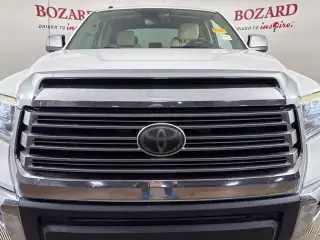 Toyota Tundra 2018 4x4 Limited 4dr CrewMax Cab Pickup SB (5.7L V8 FFV)