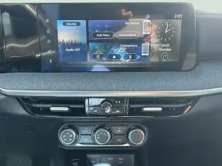 Nissan Kicks 2025 SV 4dr Crossover