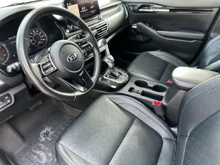 SUV Kia Seltos 2021 AWD SX Turbo 4dr