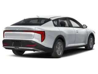 Kia K4 2026 LX Sedán 4 puertas