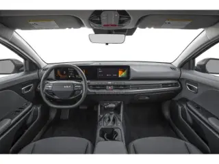 Kia K4 2026 LX Sedán 4 puertas