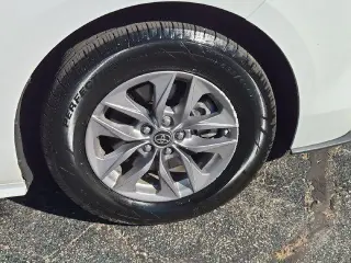 Toyota Sienna 2023 AWD LE 8-Pasajeros 4dr Mini-Van
