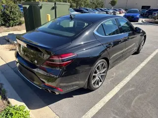 Genesis G70 2023 AWD 2.0T 4dr Sedán