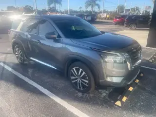 Nissan Pathfinder 2024 Platinum 4 SUV