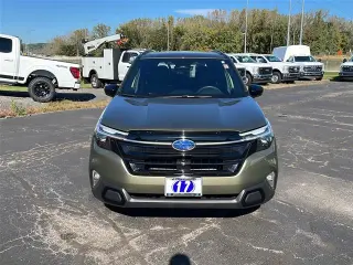 Subaru Forester 2025 AWD Touring 4dr Crossover