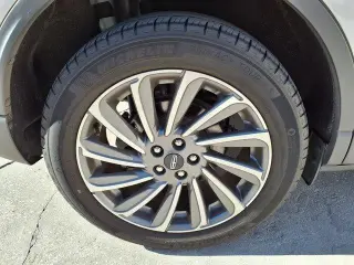 Lincoln Corsair 2023 Reserve 4dr SUV