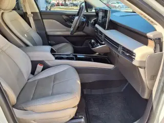 Lincoln Corsair 2023 Reserve 4dr SUV