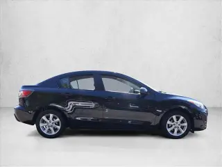 Mazda Mazda3 2010 i Touring 4dr Sedán 5M