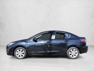 Mazda Mazda3 2010 i Touring 4dr Sedán 5M