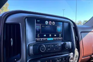 Chevrolet Silverado 1500 2015 4x4 High Country 4dr Crew Cab 5.8 ft. SB