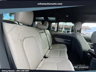 Land Rover Defender 2023 AWD 110 S 4dr SUV