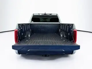 Toyota Tundra 2025 4x2 SR5 4dr CrewMax Cab Pickup SB