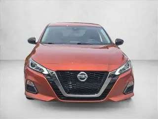 Nissan Altima 2021 2.5 SR Sedán 4 puertas