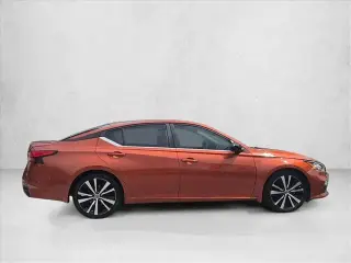 Nissan Altima 2021 2.5 SR Sedán 4 puertas