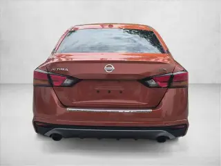 Nissan Altima 2021 2.5 SR Sedán 4 puertas