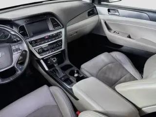 Hyundai SONATA 2017 Sport 4dr Sedán