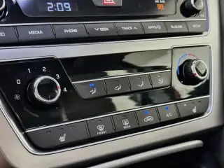 Hyundai SONATA 2017 Sport 4dr Sedán