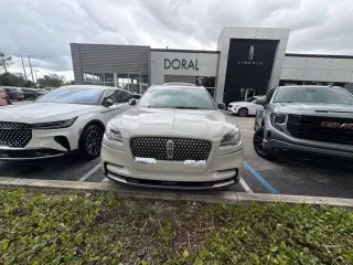 Lincoln Aviator 2023 AWD Reserve 4dr SUV