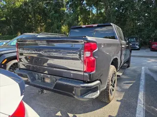 Chevrolet Silverado 1500 2022 4x2 Custom 4dr Crew Cab 5.8 ft. SB