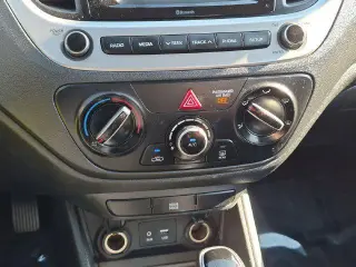 Hyundai ACCENT 2022 SE Sedán de 4 puertas