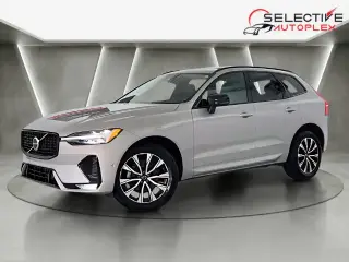 Volvo XC60 2024 AWD B5 Plus Dark Theme SUV de 4 puertas