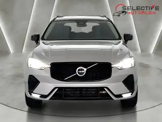 Volvo XC60 2024 AWD B5 Plus Dark Theme SUV de 4 puertas