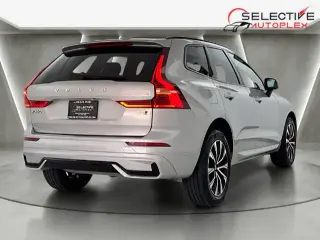 Volvo XC60 2024 AWD B5 Plus Dark Theme SUV de 4 puertas