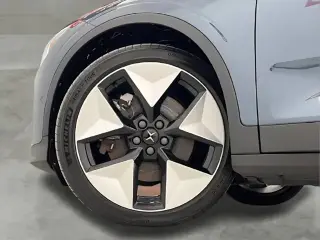 Polestar 2 2024 AWD Long Range Dual Motor 4dr Fastback