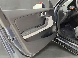 Polestar 2 2024 AWD Long Range Dual Motor 4dr Fastback