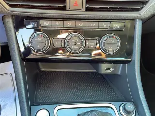 Volkswagen Jetta 2019 SEL 4dr Sedán ULEV