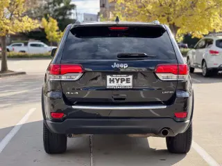 2020 Jeep GRAND CHEROKEE