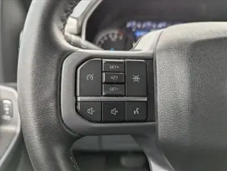 Ford F-150 2023 4x4 XLT puerta de 4 puertas SuperCrew 5.5 ft. SB