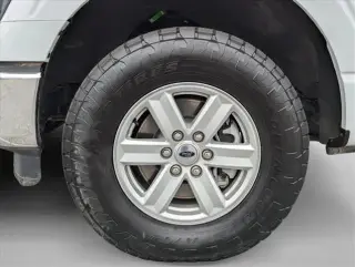Ford F-150 2023 4x4 XLT puerta de 4 puertas SuperCrew 5.5 ft. SB