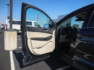 Ford Edge 2022 AWD Titanium 4dr Crossover